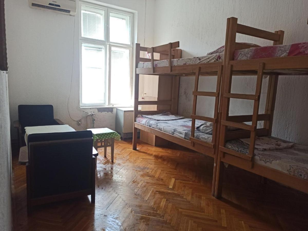 Hostel Yolo Beograd Eksteriør bilde