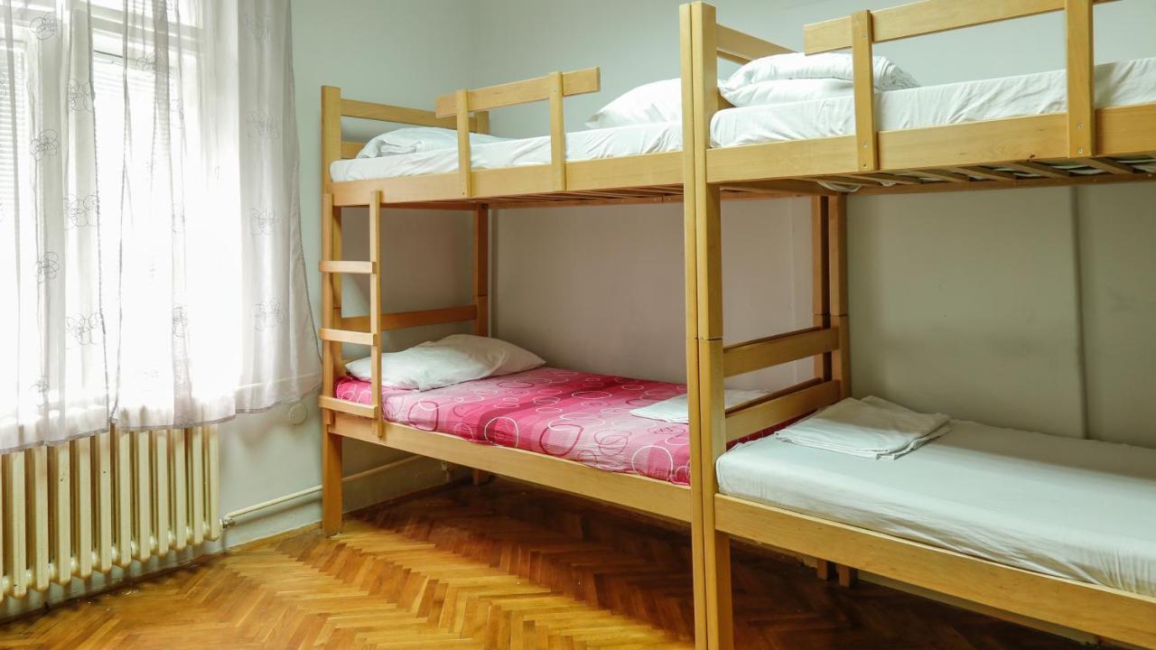 Hostel Yolo Beograd Eksteriør bilde