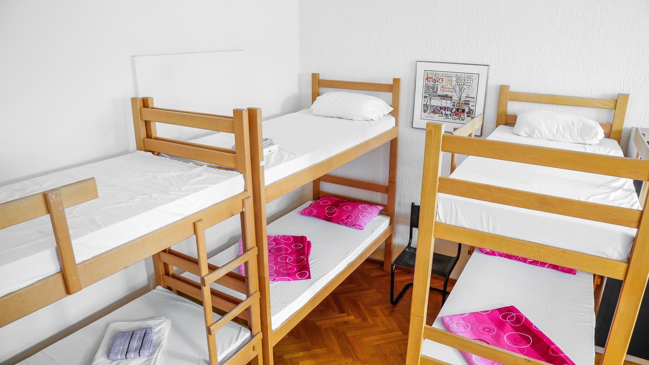 Hostel Yolo Beograd Eksteriør bilde